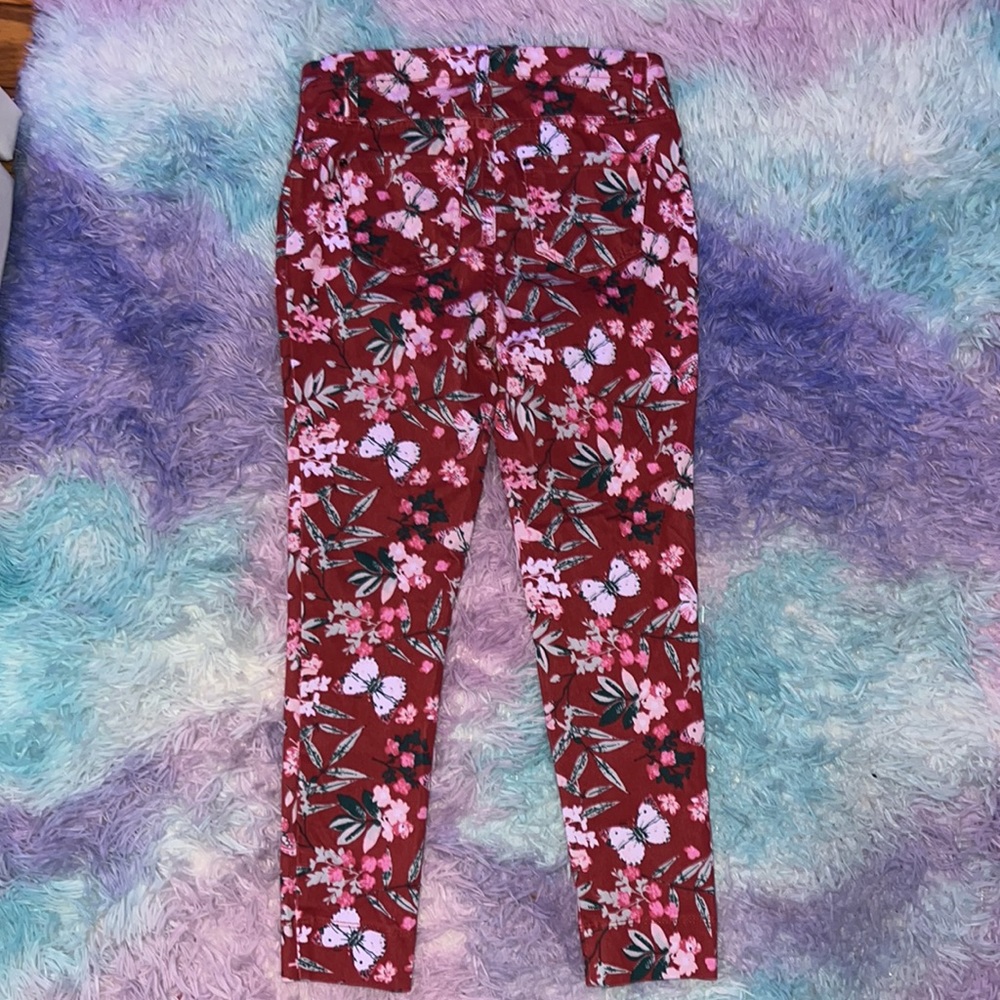 Cute Spring Pants 🌸 - Picture 3 of 3